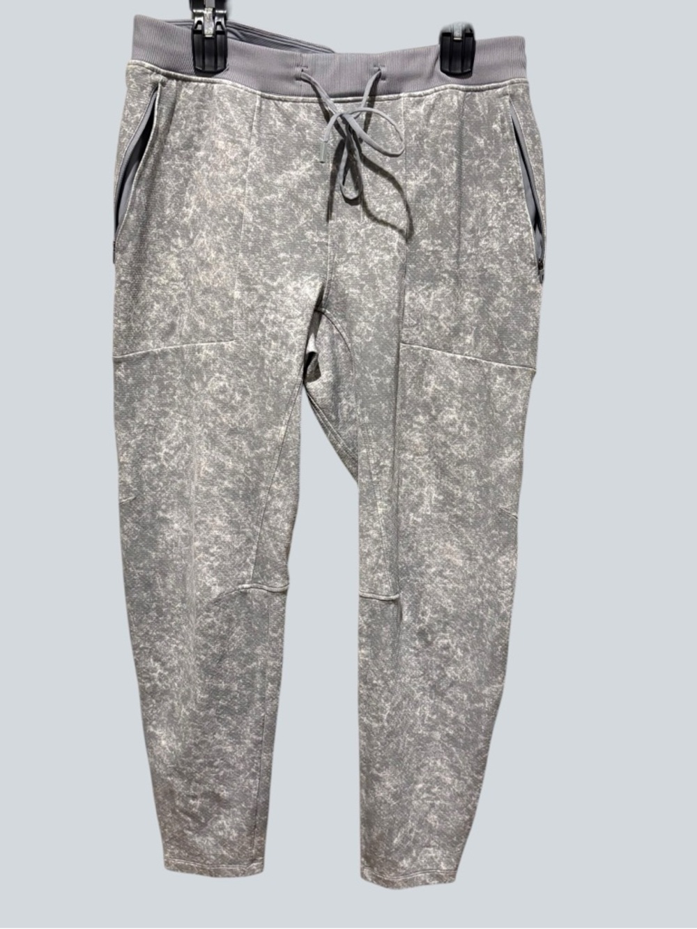 Lululemon Men's Gray Athletic Jogger Pants size XL